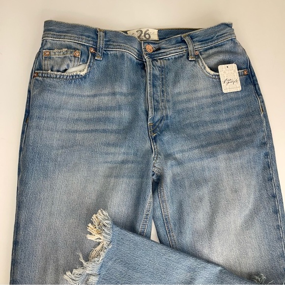 Free People Maggie Mid-Rise Straight-Leg Jeans light stone Wash Sz 26 - Picture 8 of 17